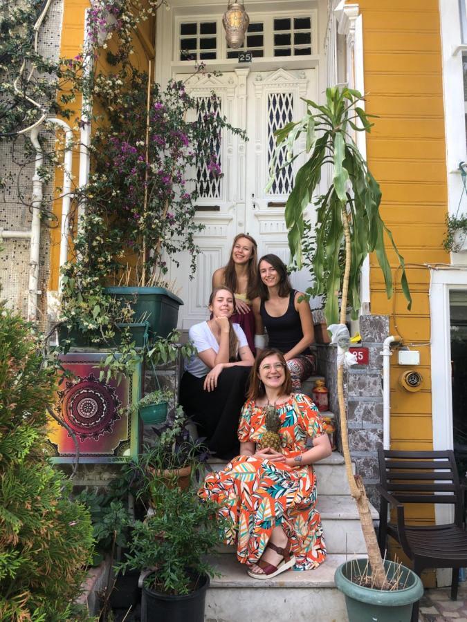 The Local Hostel & Guesthouse イスタンブール エクステリア 写真