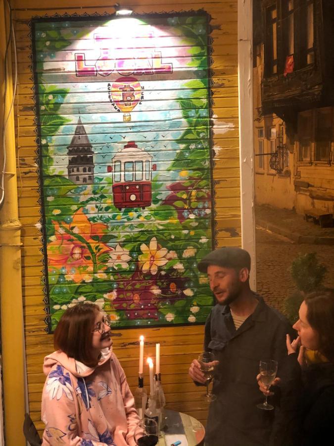 The Local Hostel & Guesthouse イスタンブール エクステリア 写真